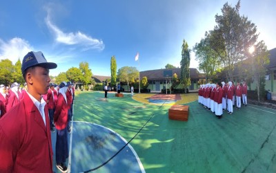 Upacara Peringatan Hardiknas 2026 di SMP Negeri 4 Sewon: Menguatkan Partisipasi Semesta Mewujudkan Pendidikan Bermutu untuk Semua