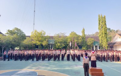 Rayakan Hari Pramuka ke-65, SMP Negeri 4 Sewon Gelar Upacara Khidmat Berlatar Pionering Sayap Garuda