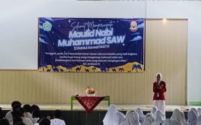 Meneladani Kedermawanan dan Visi Nabi Muhammad SAW melalui Peringatan Maulid SMP Negeri 4 Sewon Tahun 2025