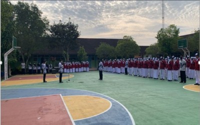 SMP Negeri 4 Sewon Gelar Upacara Peringatan HUT ke-77 PGRI dan Hari Guru Nasional Tahun 2022