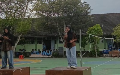 Perlombaan Bola Voli dan Menyanyi Murid Semarakkan HUT ke-30 SMP Negeri 4 Sewon